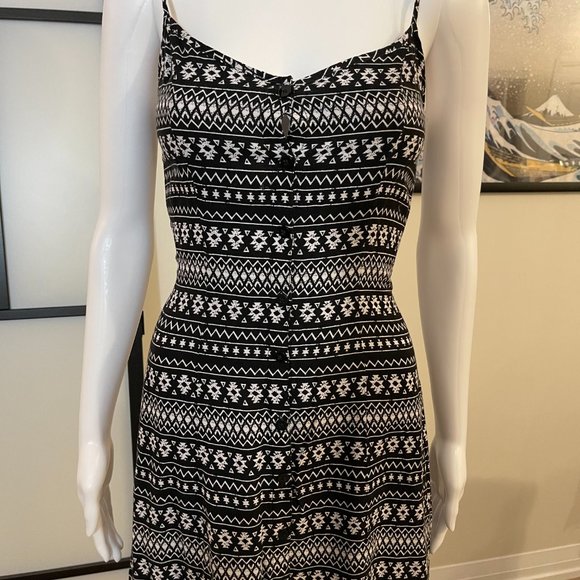 h&m dress size 6 - Picture 3 of 5